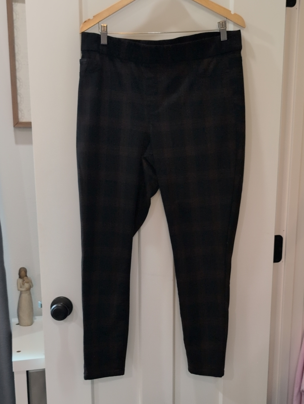 Nine West Navy Plaid Skinny Pants